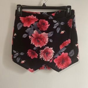 ‼️FINAL SALE‼️ floral skort
